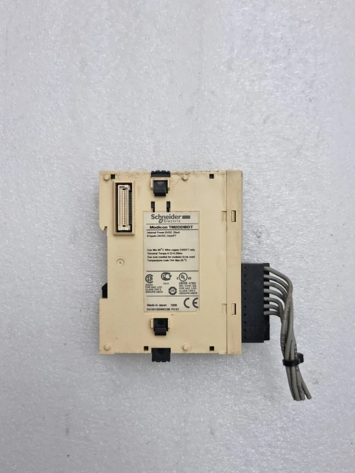 Schneider Electric TM2DDI8DT Modicon Dc In Expansion Module TM2DDI8DT Free Ship